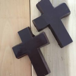 unpackaged chocolate crosses